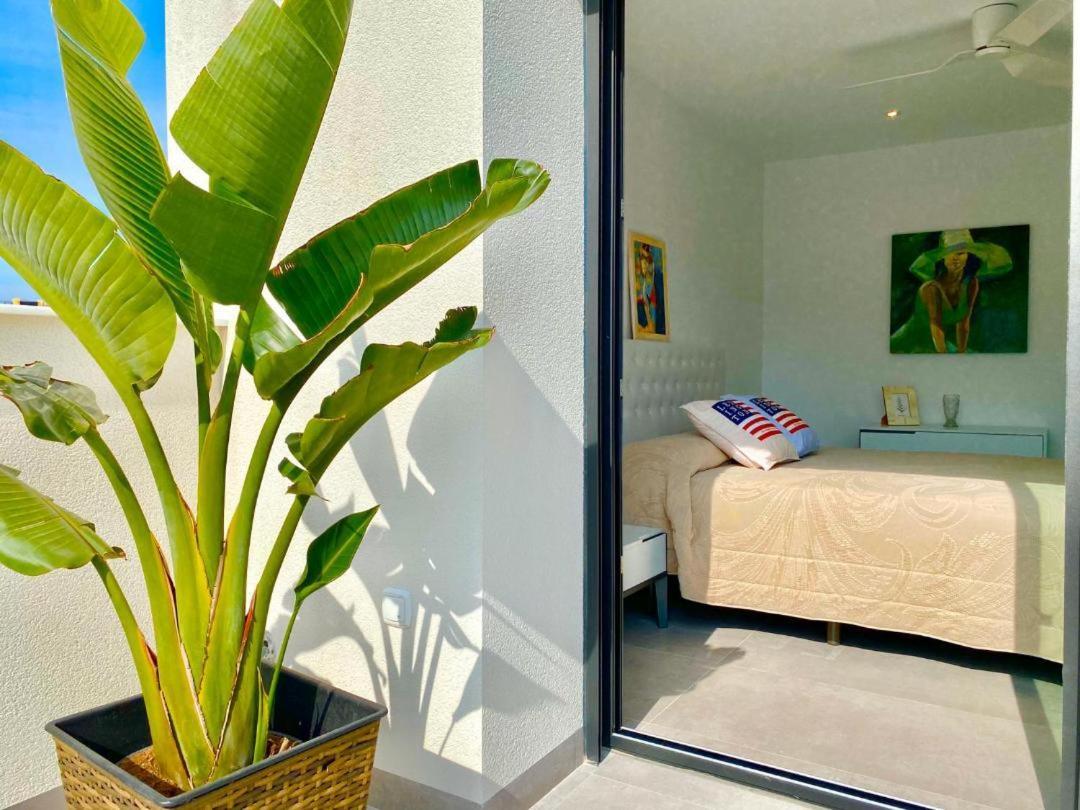 Chalet Con Piscina Privada En La Urb. De Puerto Rey Los Amarguillos Zewnętrze zdjęcie